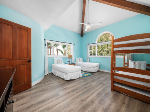 Oceanfront Retreat in Capo Beach - Luxurious 4-Bedroom Getaway